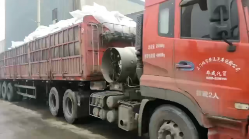 聚丙烯酰胺产品堆码整齐