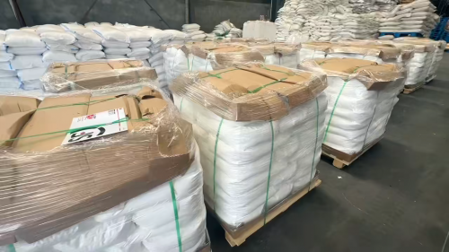 焦作聚丙烯酰胺增稠剂装车运输准备