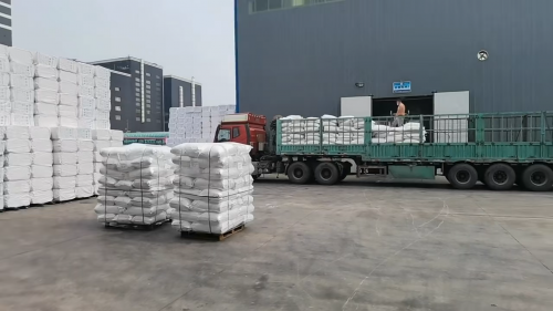 工厂装车聚丙烯酰胺混凝剂袋装产品