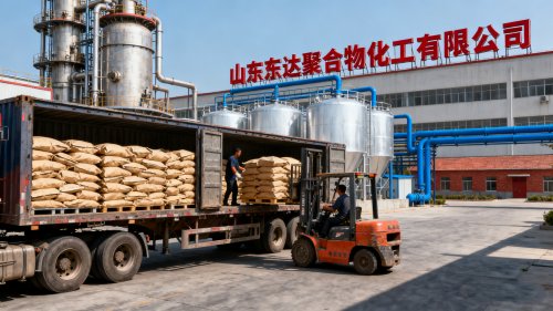 聚丙烯酰胺选矿专用产品在工厂装车准备出货