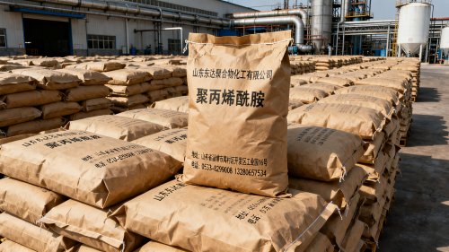 高分子聚丙烯酰胺絮凝剂产品运输现场