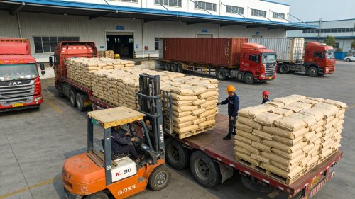 九江聚丙烯酰胺产品装车现场