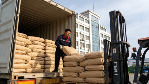 PAM在石油开采中的作用详解：提高采收率、降阻